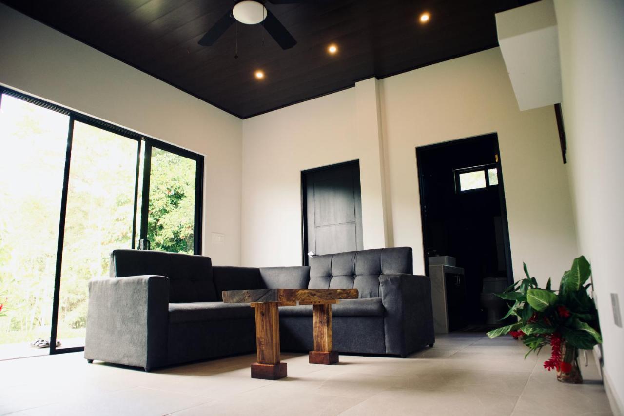 אוביטה Jungle Home With King Beds -5 Minutes From The Beach מראה חיצוני תמונה
